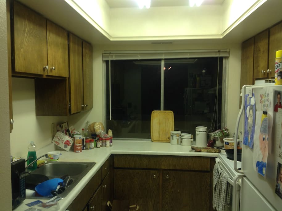 Fully Stocked Kitchen