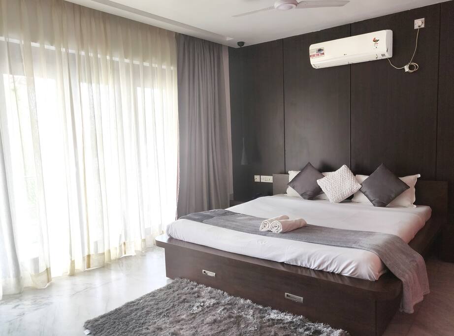 King Size Bed Room