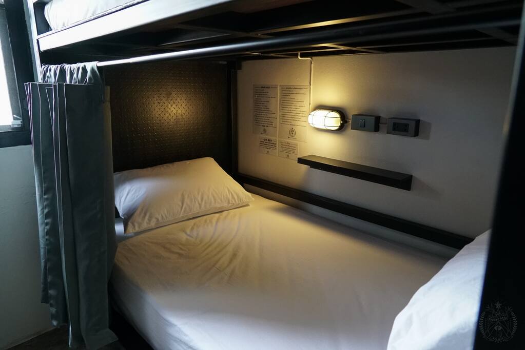 4F Bunk bed (Bottom)