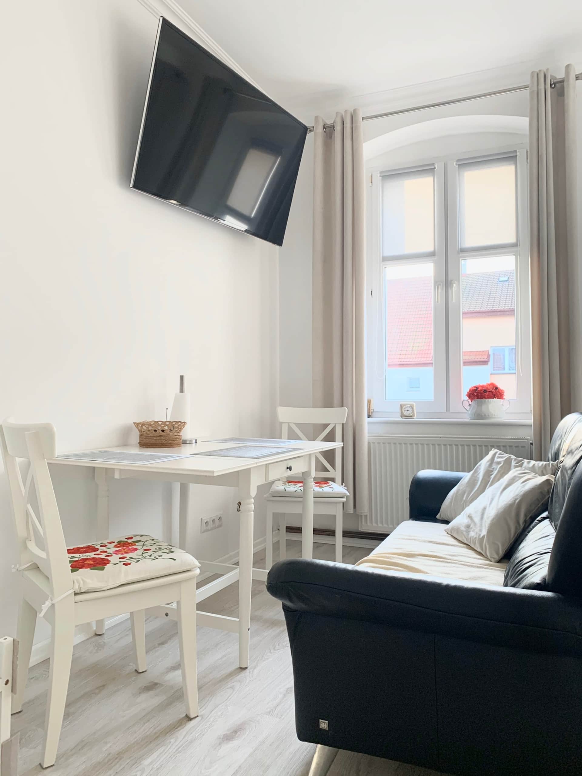 Cozy studio apartment near the beach