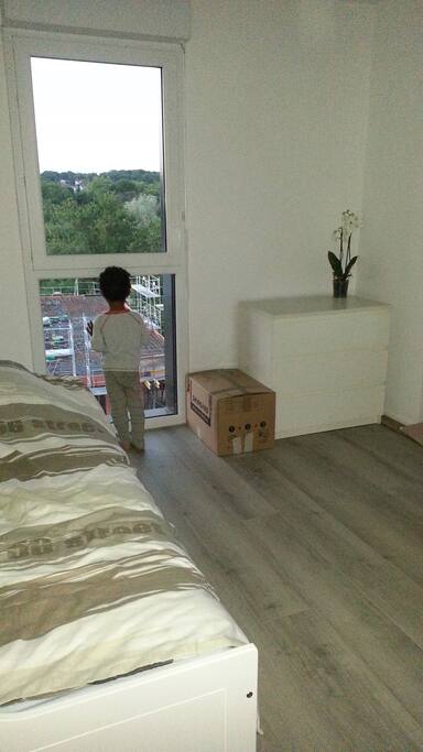 Chambre de 14m², vue sur le lac