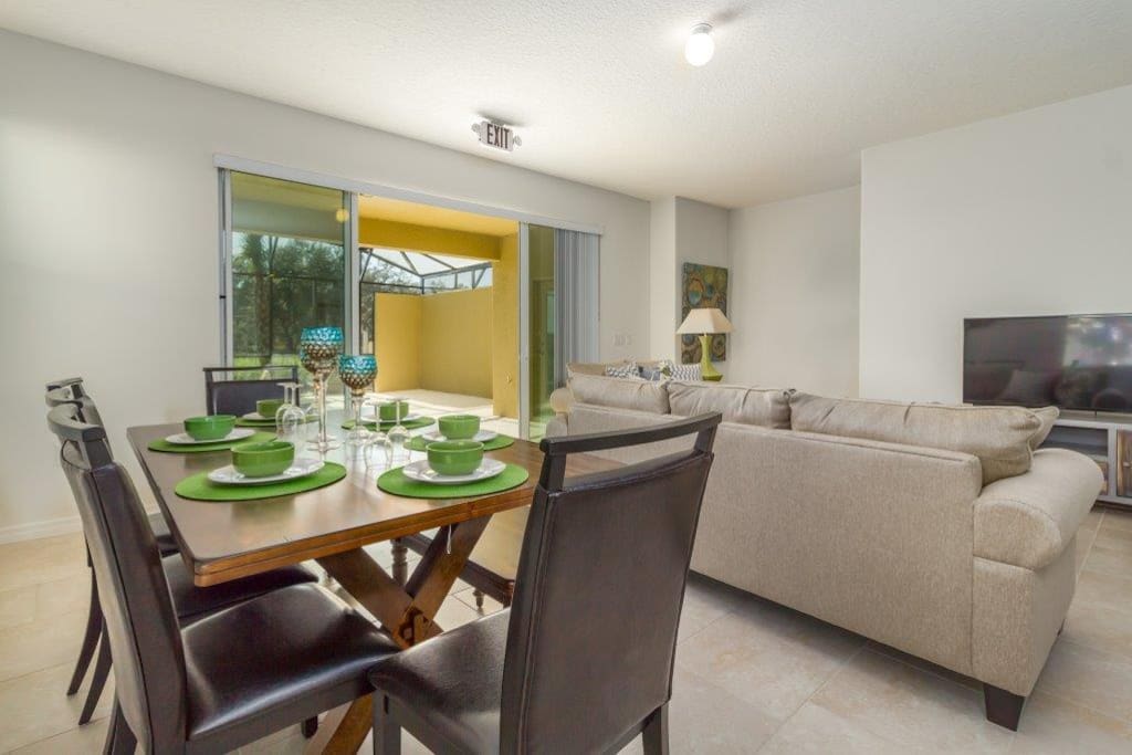 Indoor Dining