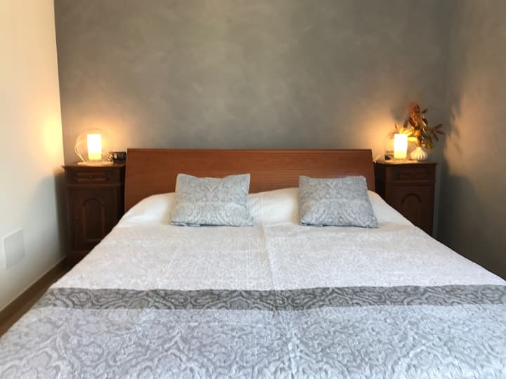 საძინებელი 1