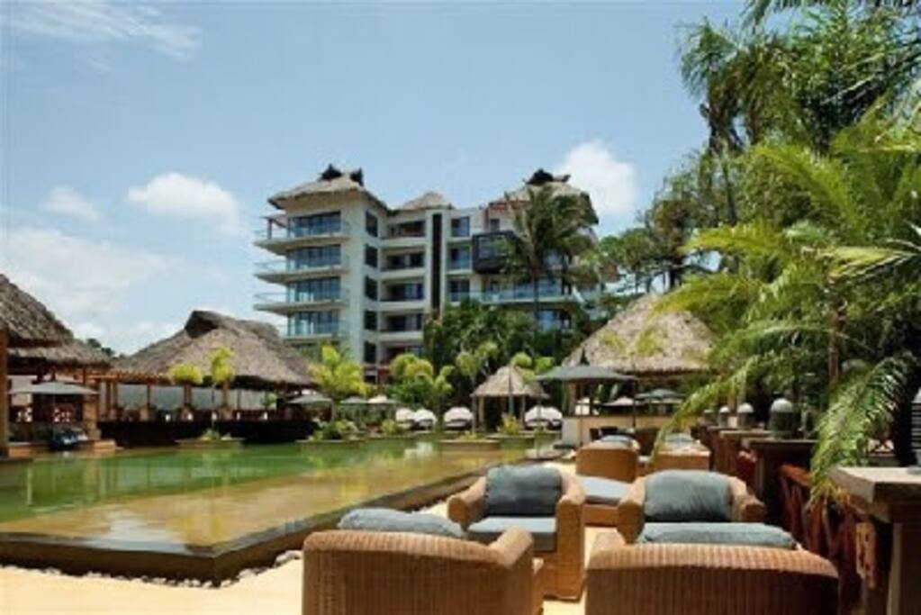 Indonesian type pool with restaurant and bar.