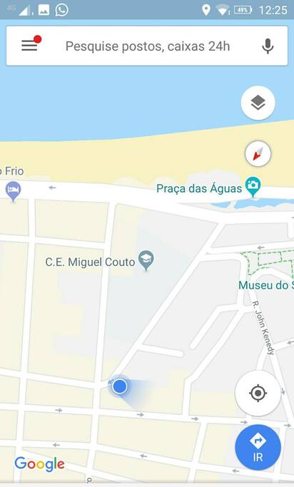 Casa bem próximo a praia.