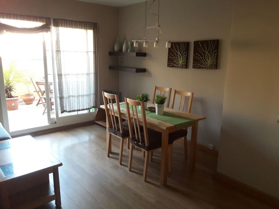 Dining area, with access to terrace