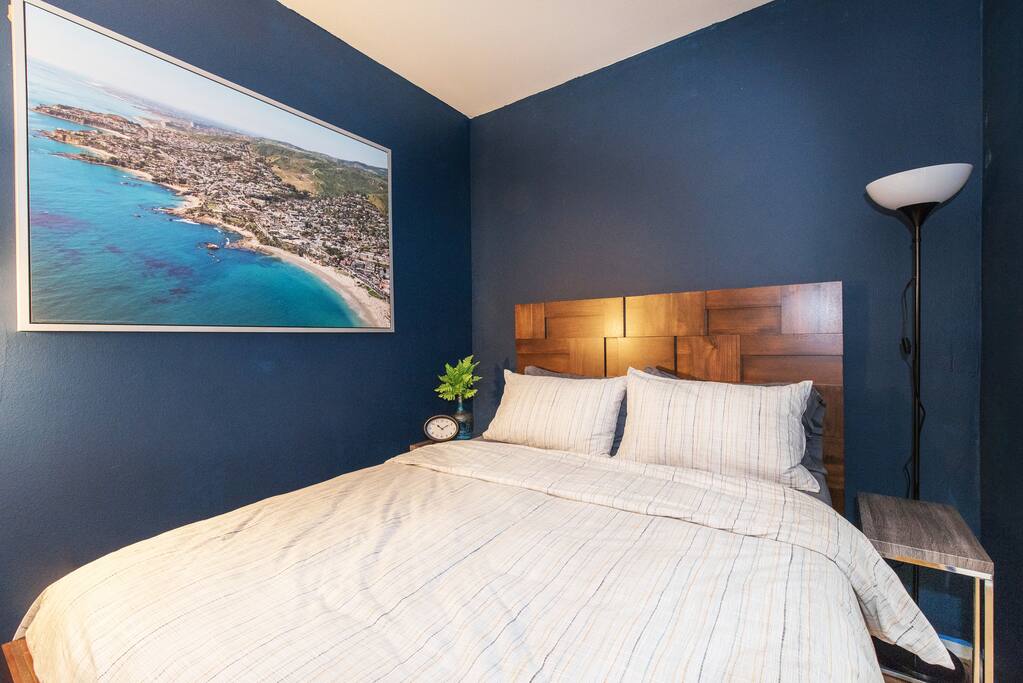 Queen size memory foam mattress!