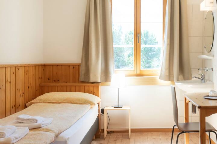 Bett im Female-Dorm im Hostel by Randolins