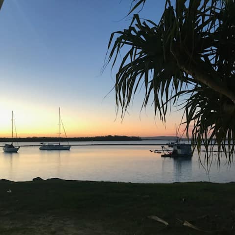 Top performing Airbnb: The Mariner Waterfront Townhouse Holiday Apartment in Iluka