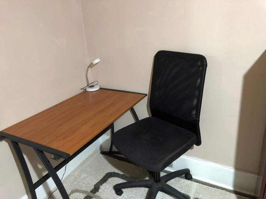 Laptop-friendly work space