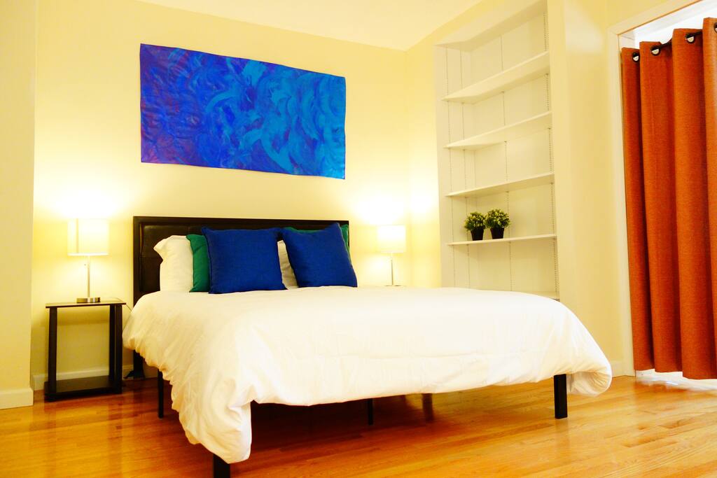 Master Bedroom (2nd floor)