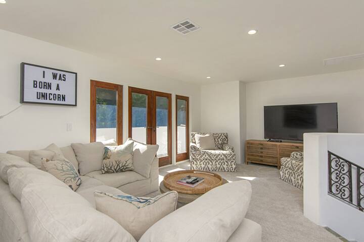 Resort Spanish Style Villa with Grand Pool gallery image 2