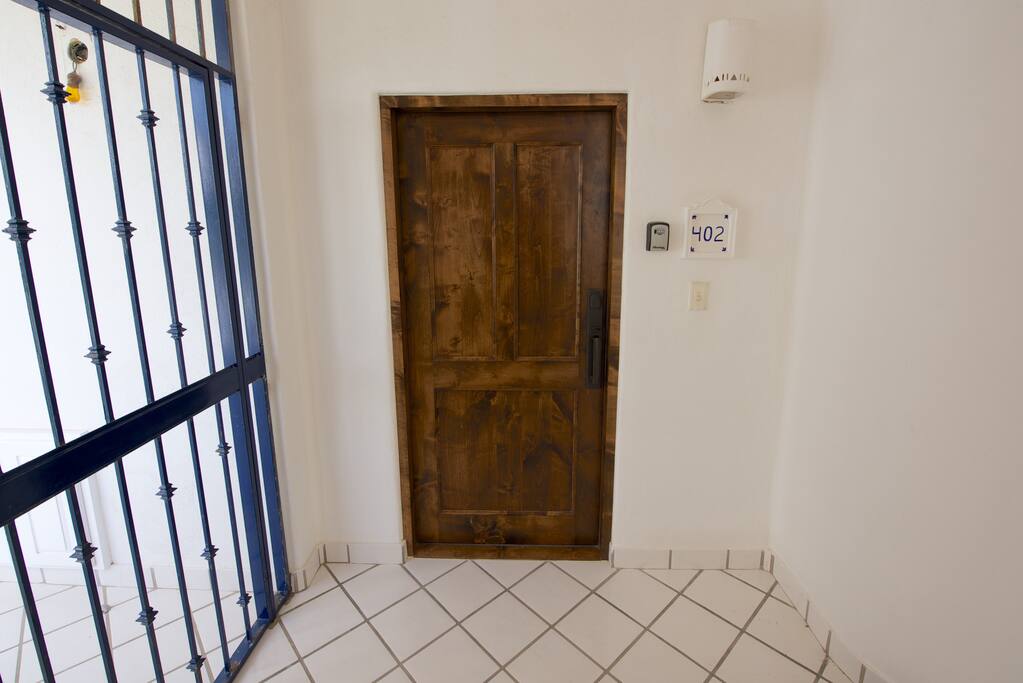 Front door to Mykonos 402A