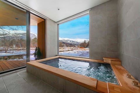Alpinarc4: Private Onsen. Spectacular Views.