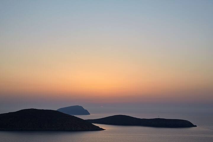 House with a view and private pool gallery image 2