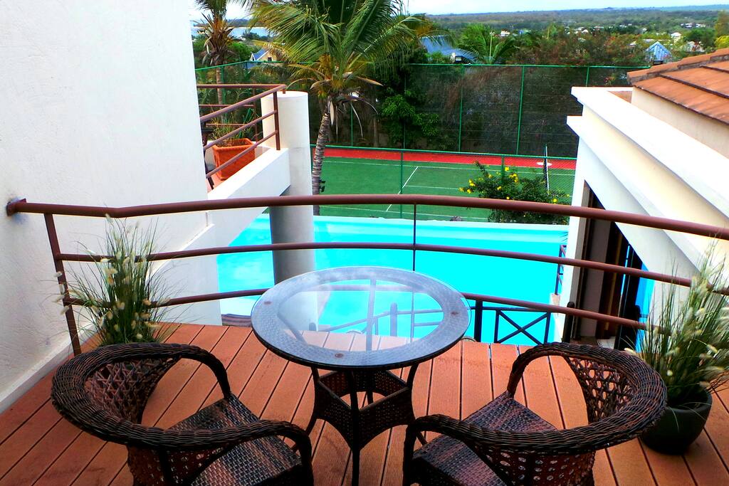 TERRASSE ROOM 1