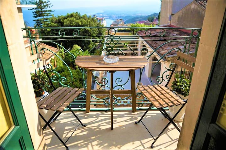 New! Lovely Suite with Panoramic Sea & City View