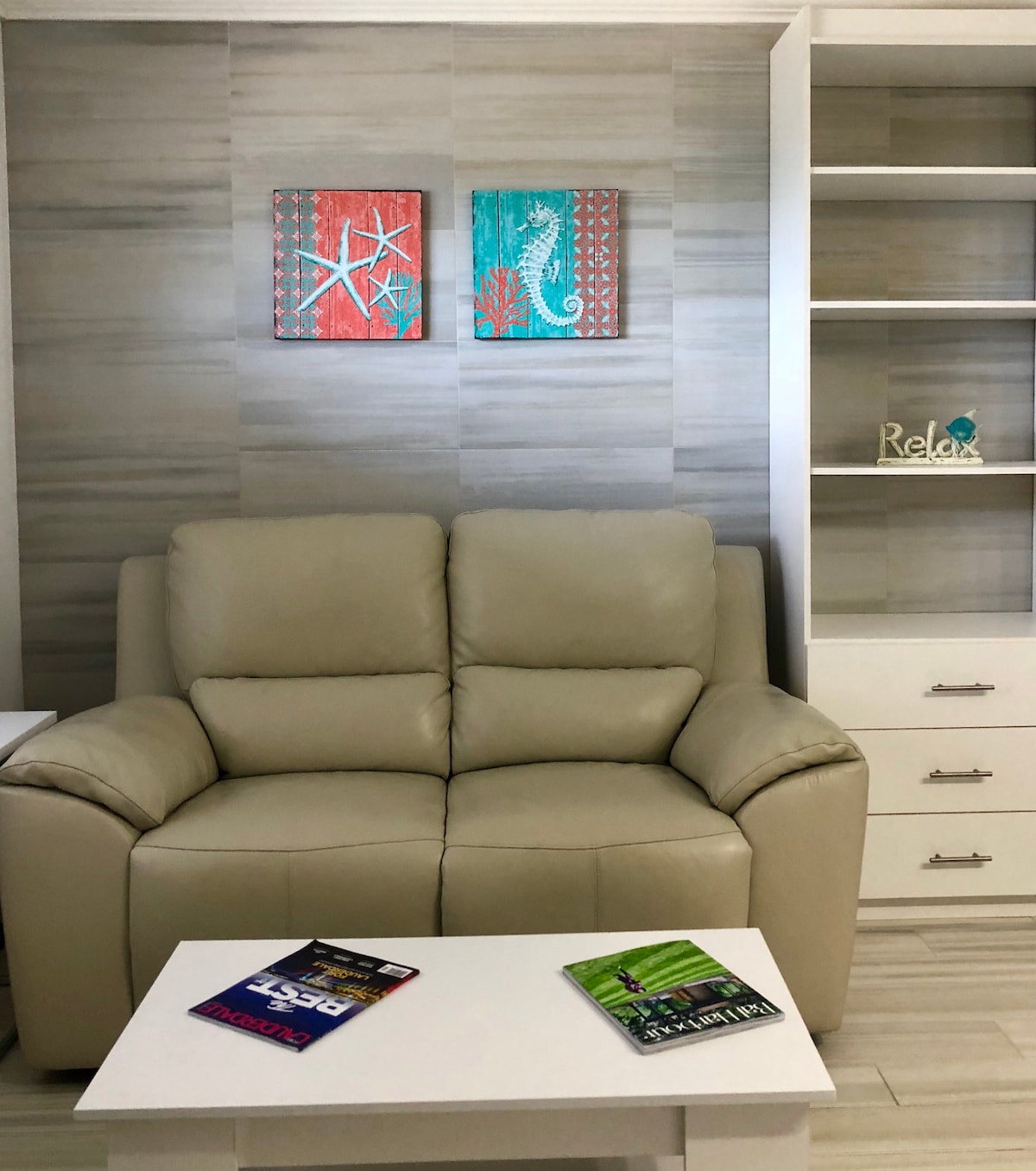 Popular Airbnb listing: International Sand Dollar:Ocean View private beach in Lauderdale By The Sea