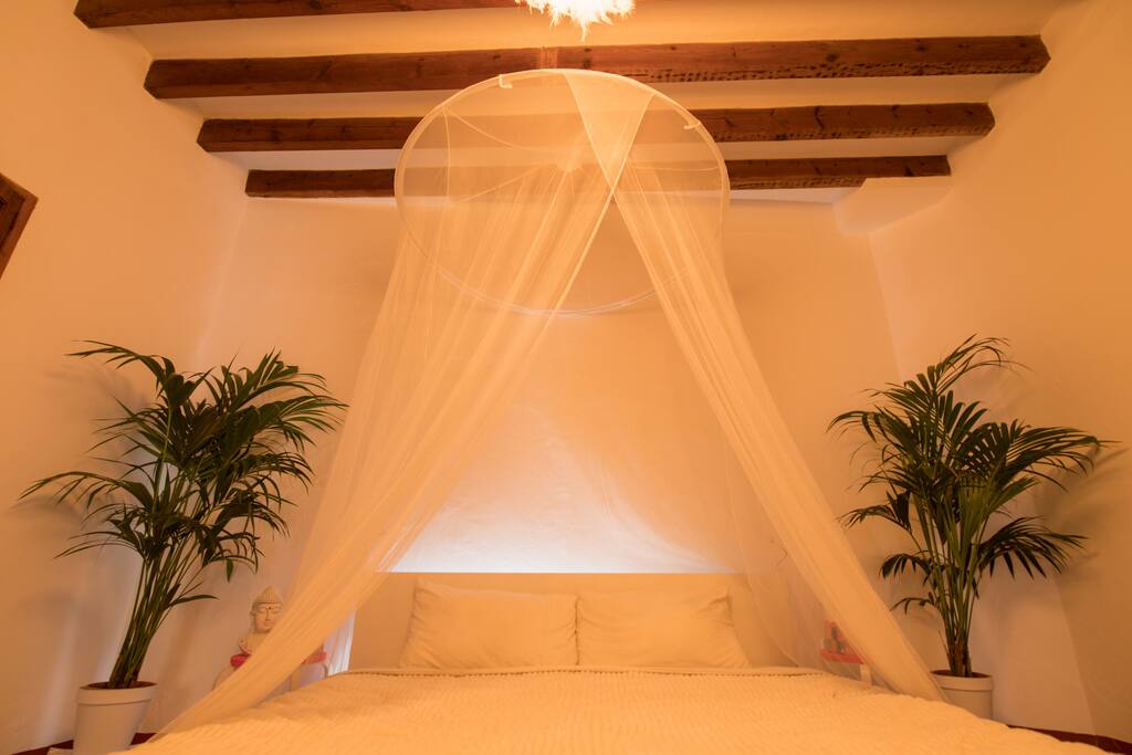 Cozy King Size Bed for Two