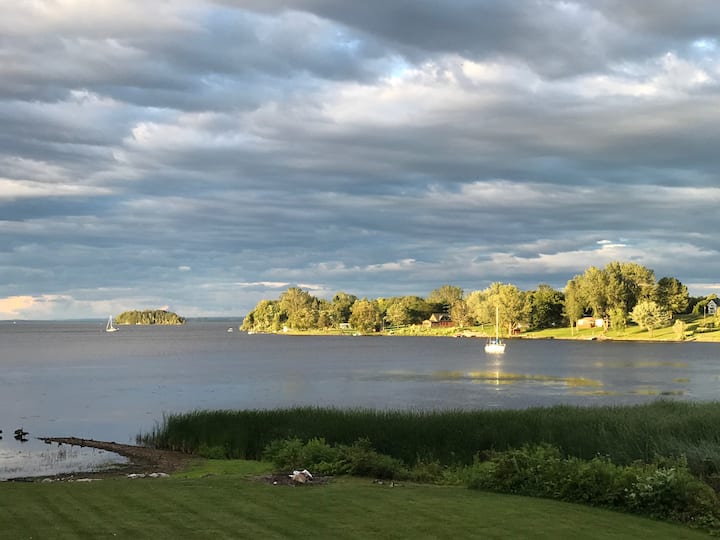 Lake Champlain Vacation Rentals & Homes Airbnb