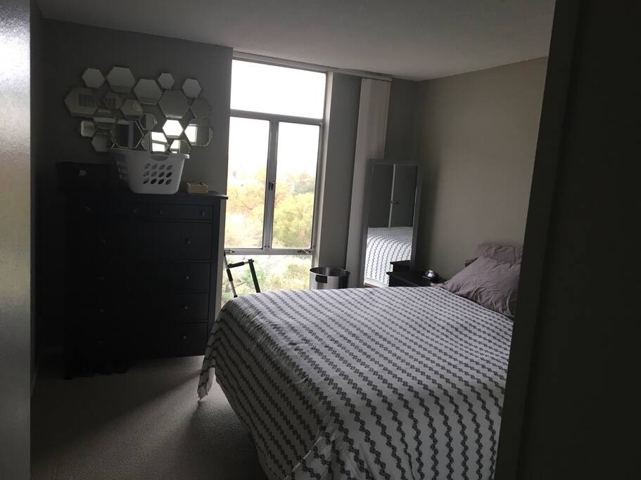 Cal King Bed