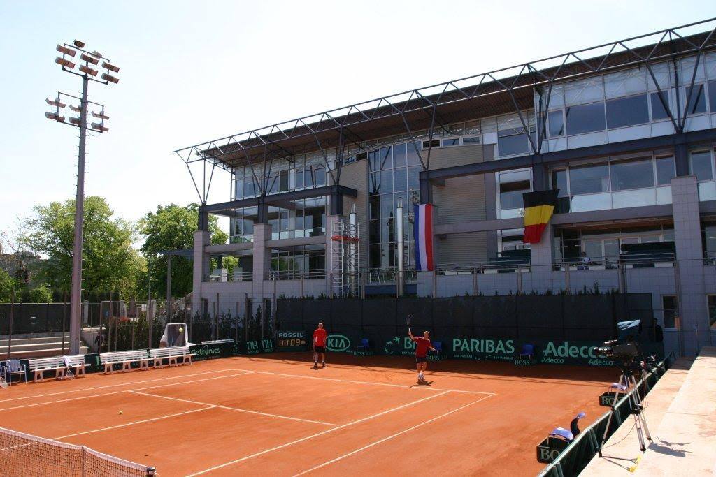 Tennis Courts 7 in total