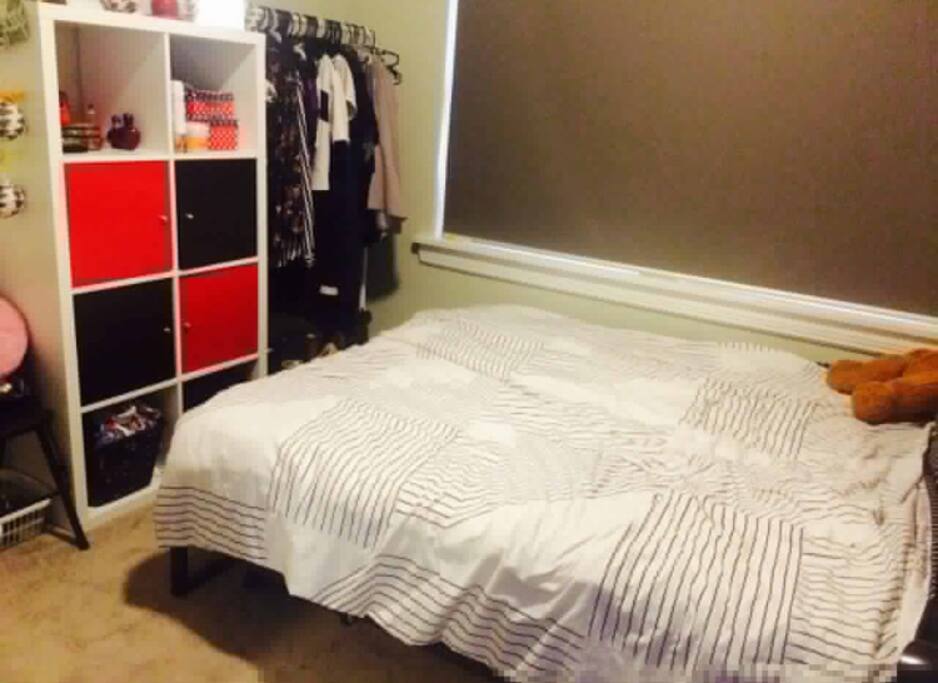 Second bedroom