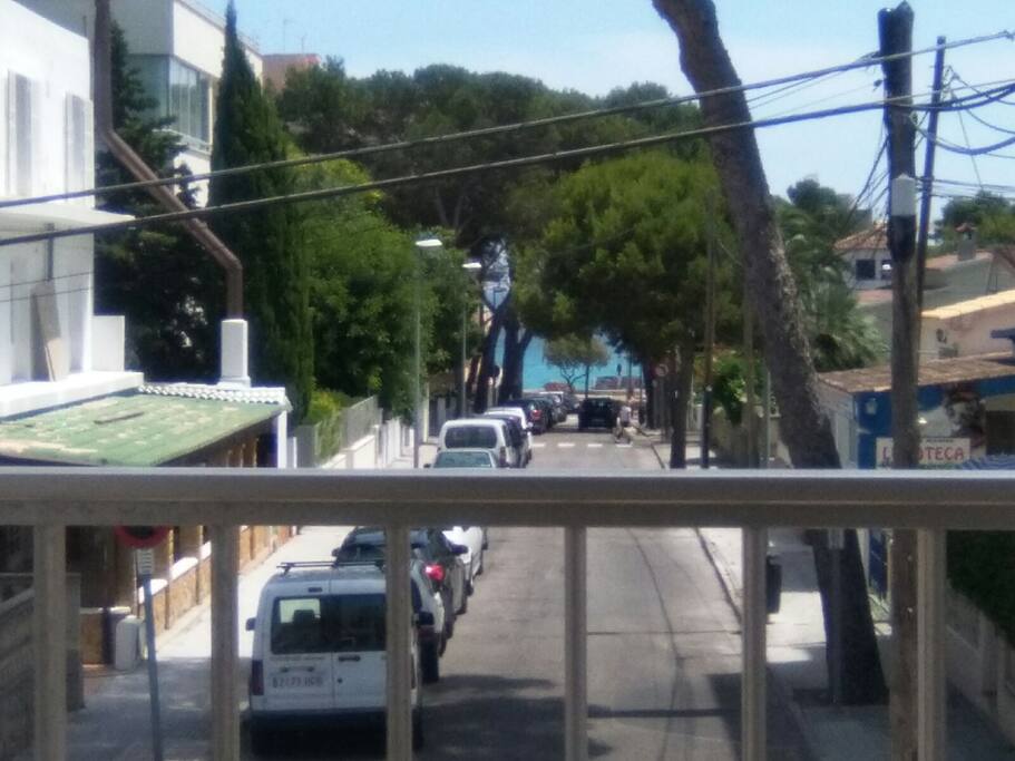 Vista calle a la Playa