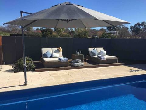 Retreat On Leconfield