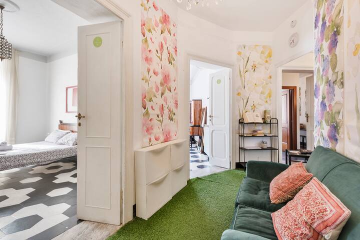 BigFamilyFlats – Termini&Colosseo / 5 rooms gallery image 4