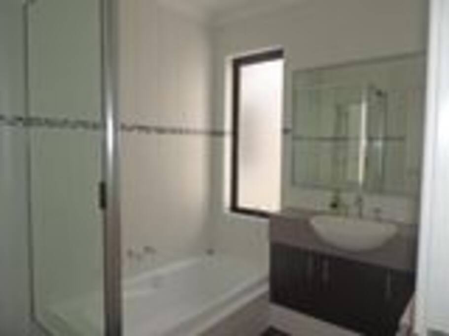 Ensuite Bathroom