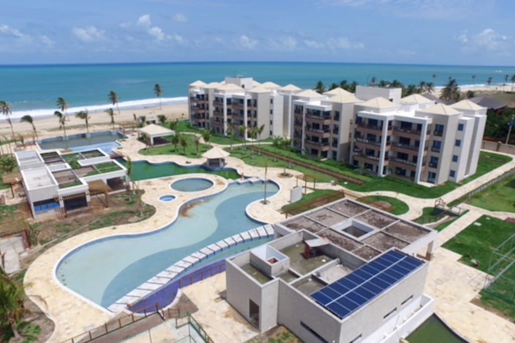 Termina a piscina, começa o mar...