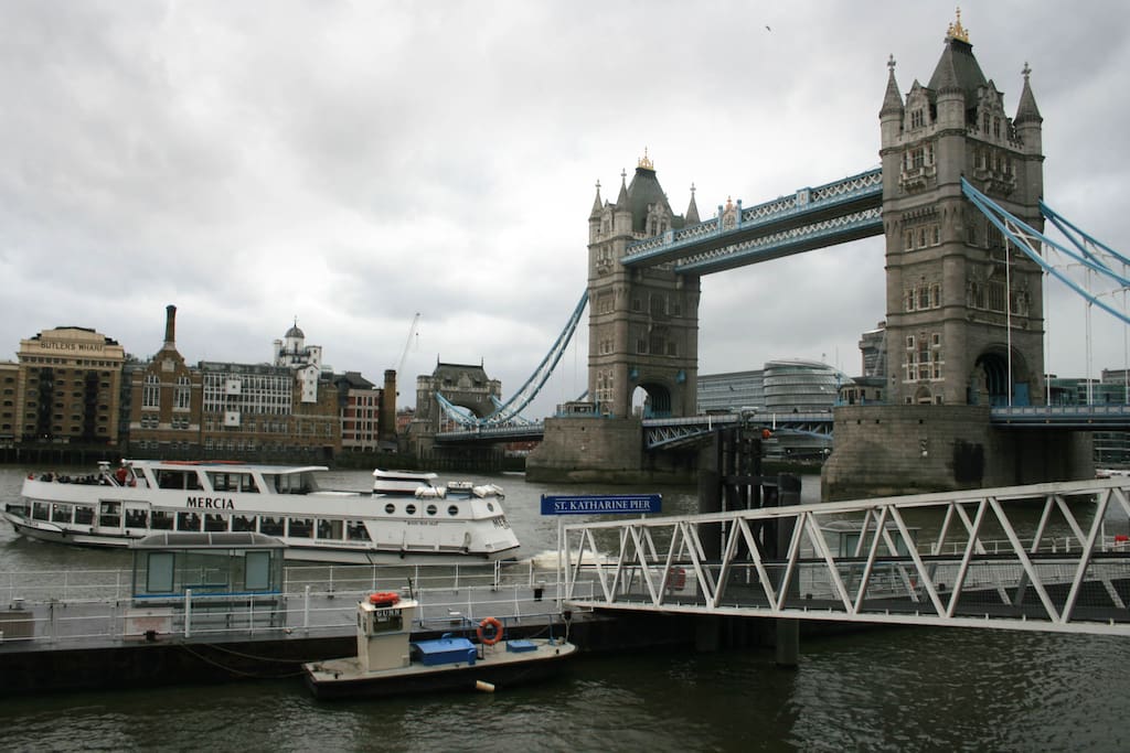 Tower Bridge, 10 minutes from the house