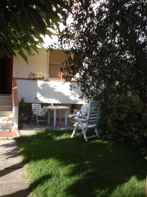 Facciata con ingresso