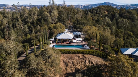 Adruni Vineyard, a getaway with amazing views.
