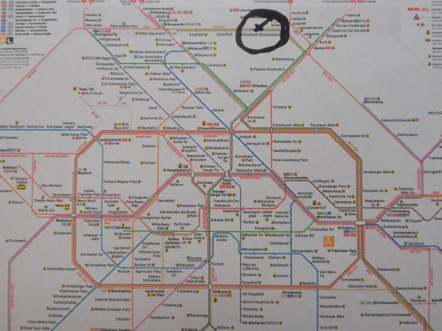 S-Bahnhof Mühlenbeck Mönchmühle
im schwarzen Kreis