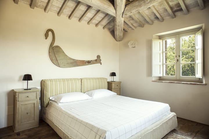 спалната соба C од друг агол