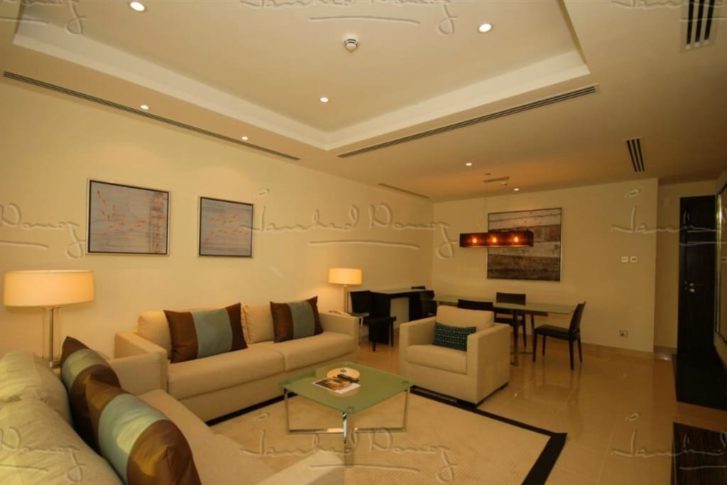 Living & Dining area