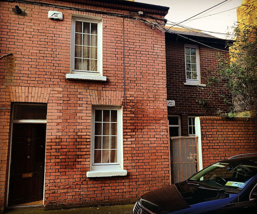 Charming house at the city center