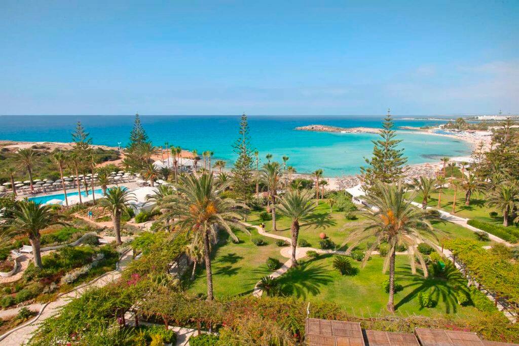 Nissi Beach 15 min walk away