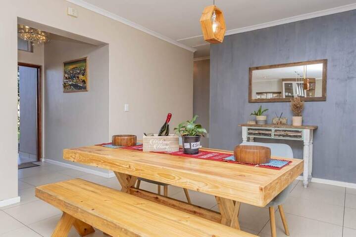 Tranquil 3 Bedroom villa , with wood-fired Hot-tub gallery image 5