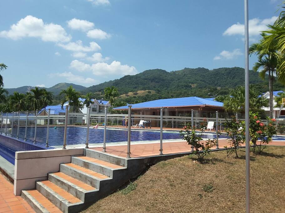 Piscina.