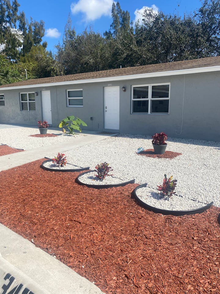 Entire rental unit in Lake Worth 3 bedroom Houses for Rent in Lake