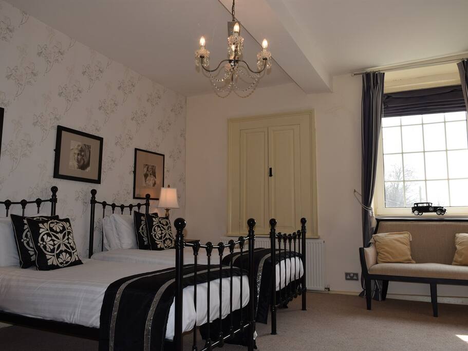 Guest room