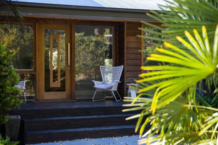 QUPI House – Large & Bright Yarra Valley Home