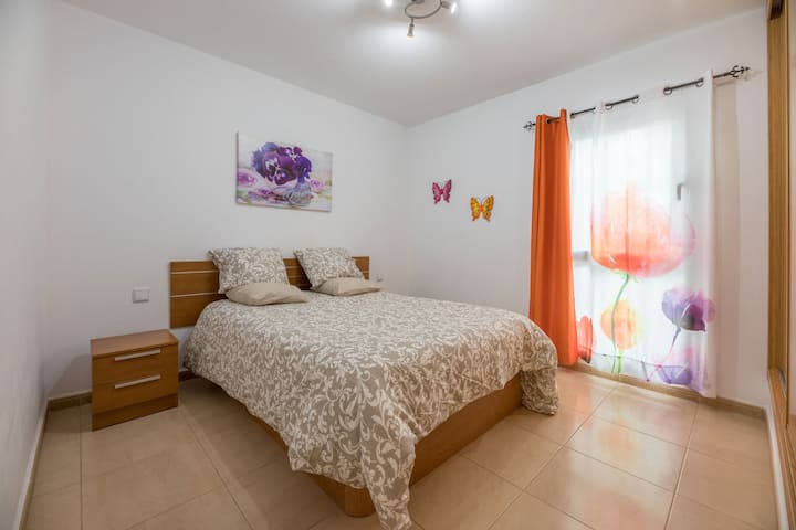 dhomë gjumi / dhomë gjumi kryesore me krevat dopio/ dhomë gjumi me krevat dopio "queen" (160x200 cm)