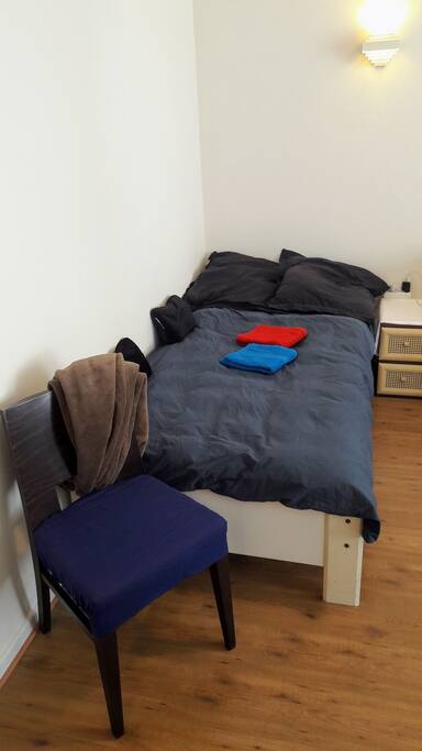 Bed 1/2 for one place