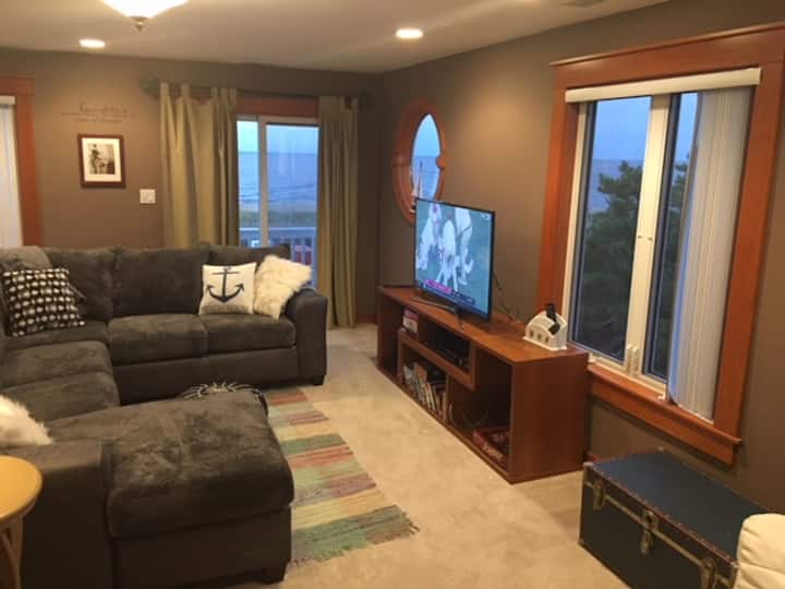 ห้องบันเทิงนี้มีวิวอ่าวที่สวยที่สุด