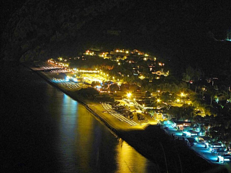 Capo Calavà di notte