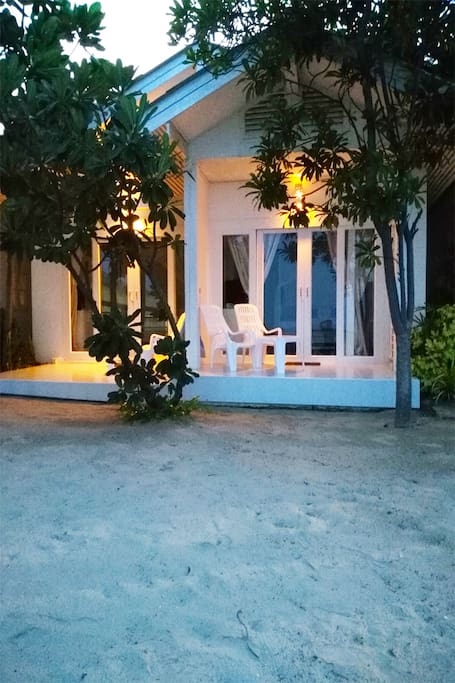 One Bedroom Beachfront